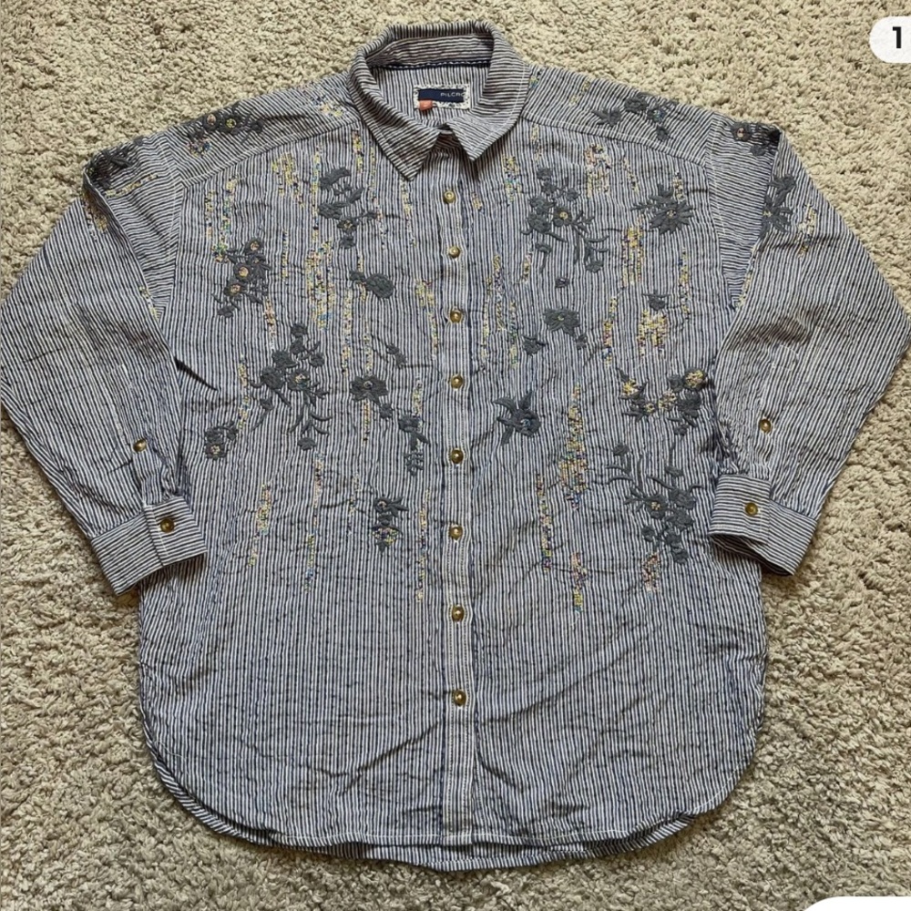 Anthropologie Pilcro EUC Striped Embroidered Floral Shirt Button-up shirt.